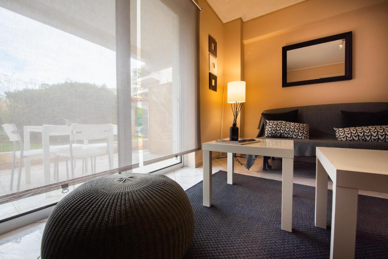 Garden-view Apartment, Marousi Apartment *