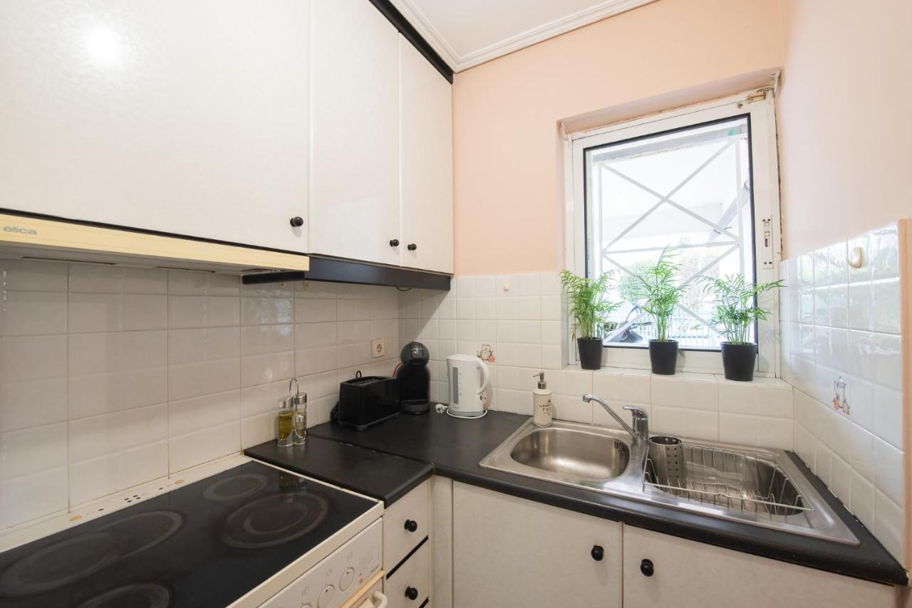 Garden-view Apartment, Marousi *