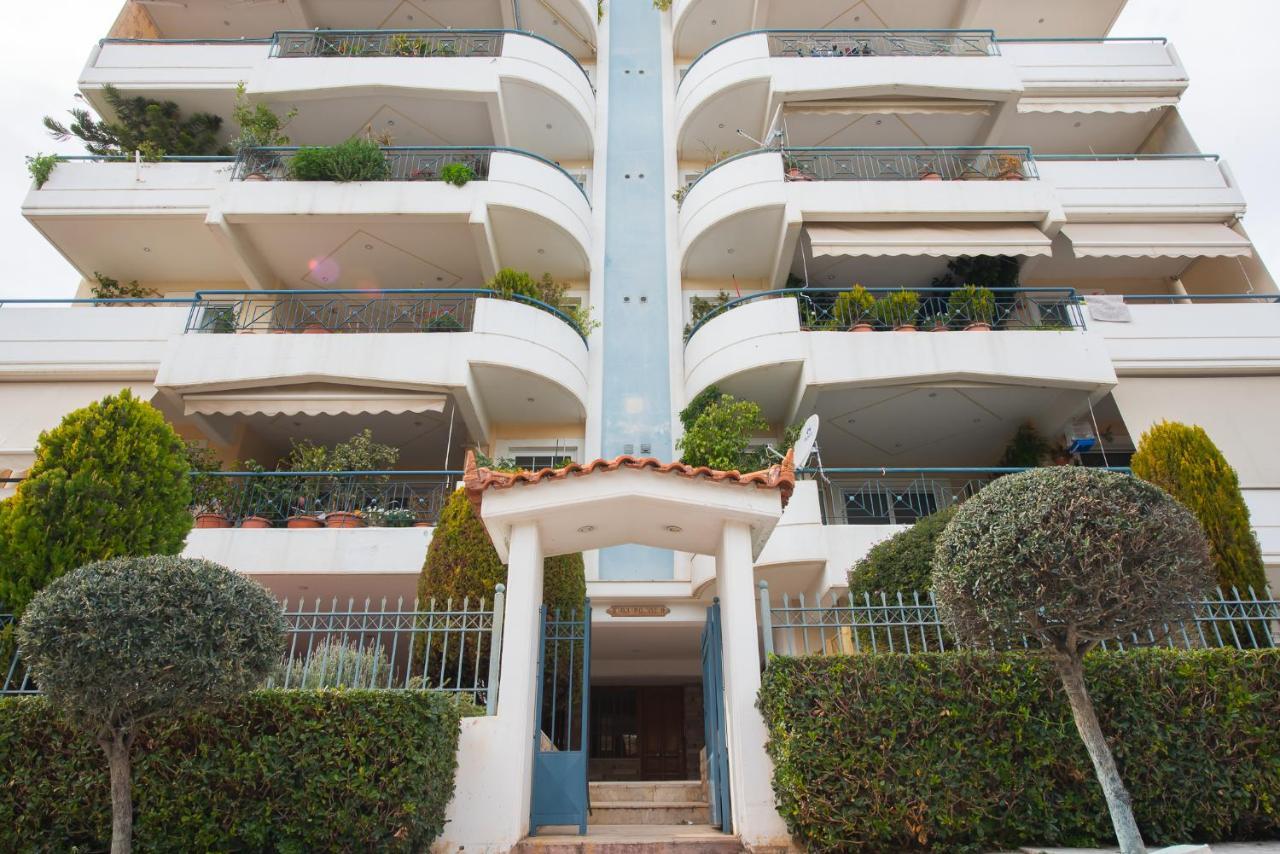 Garden-view Apartment, Marousi *